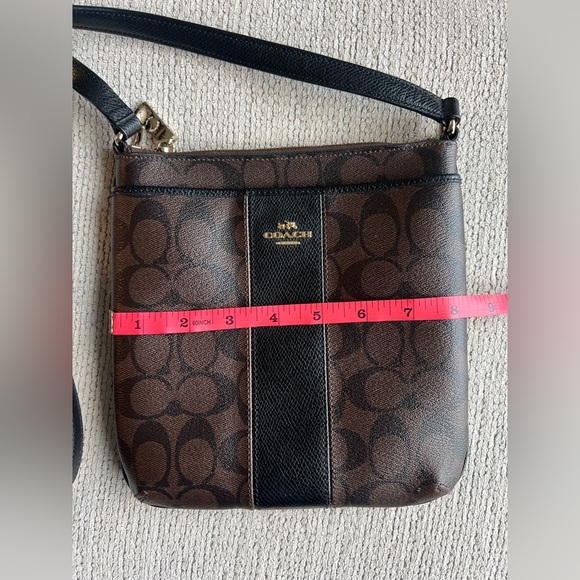 Coach Signature Crossbody Bag - Picture 4 of 6